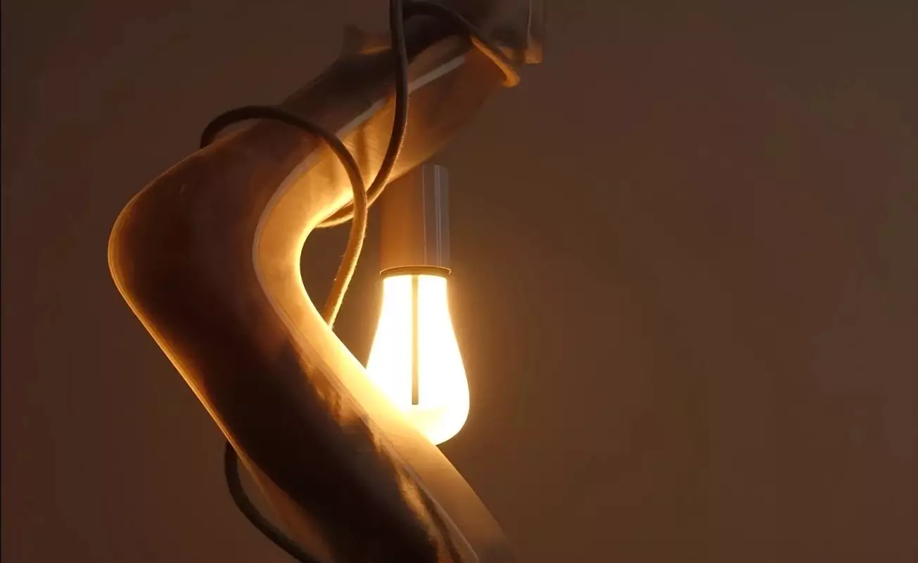 Innovation und Tradition: die Forcola-Lampe von Carlo D'Urso Innovation und Tradition: die Forcola-Lampe von Carlo D'Urso