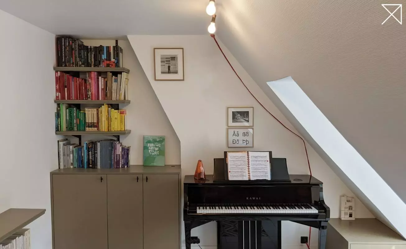 Renovierung einer Mansardenwohnung in Paris: So nutzen Sie den Raum optimal aus Renovierung einer Mansardenwohnung in Paris: So nutzen Sie den Raum optimal aus